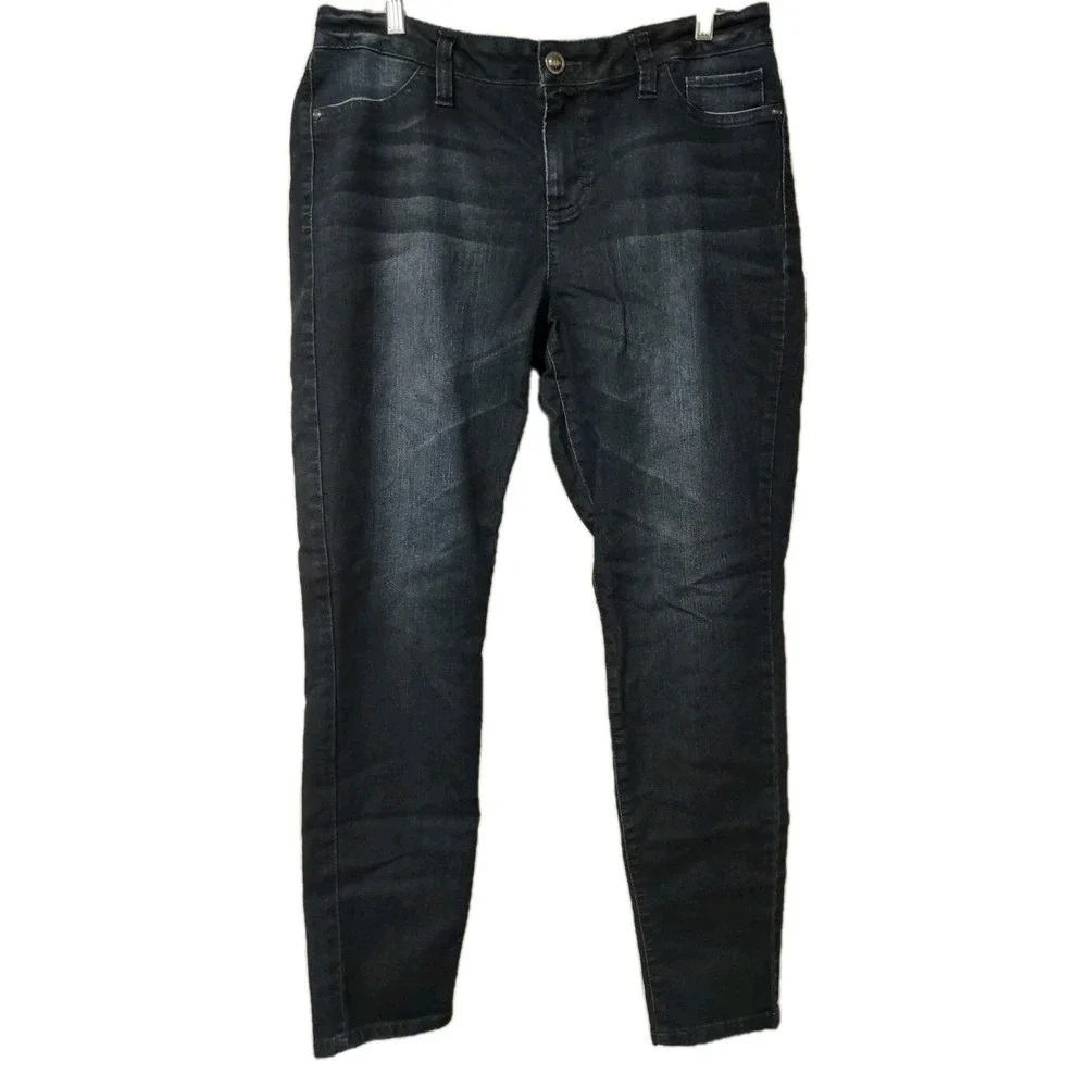ELLE Jeans Women's 16R Stretch Tapered Leg Blue Denim Pants‎  Whiskering Pockets